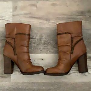 BCBG Slip On Booties - Size 7M - Acorn/Brown